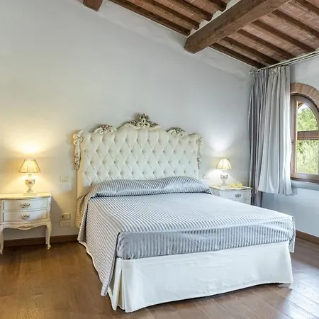 Villa Fontanicchio 14, Emma